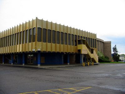 Quo Vadis Theatre - Side